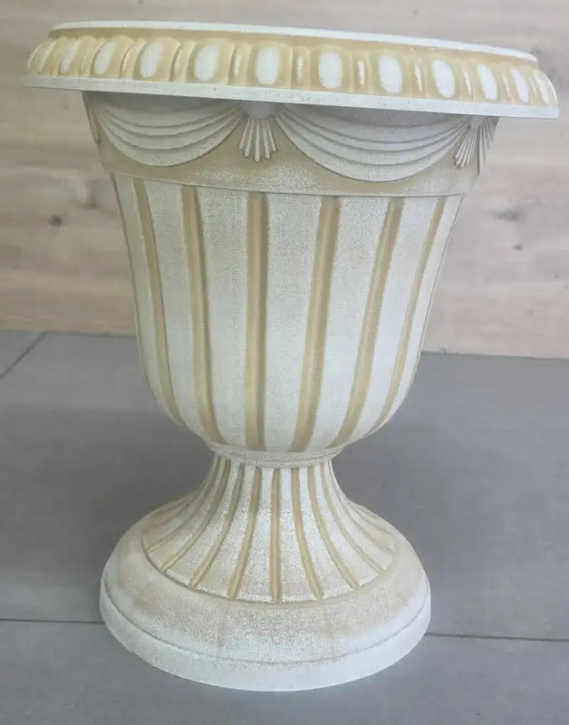 Цэцгийн сав KD2923W