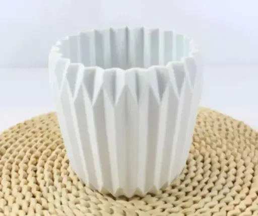 [2801040] Цэцгийн сав олон үет гадаргуутай цагаан